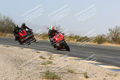 media/Mar-28-2022-Superbike Trackdays (Mon) [[b8603d0f67]]/Open Track Time/Turn 3 Inside/